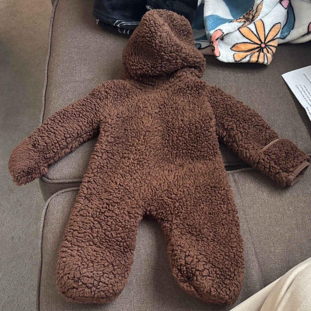 Nike Cozy Brown Sherpa Footie - Picture 3 of 3